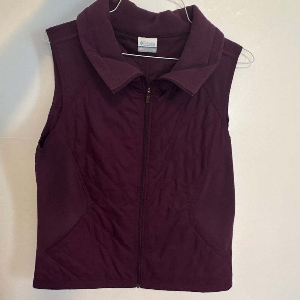 Columbia Womens XL Burgundy Quilted Fleece Vest Full Zip Outdoor Fall